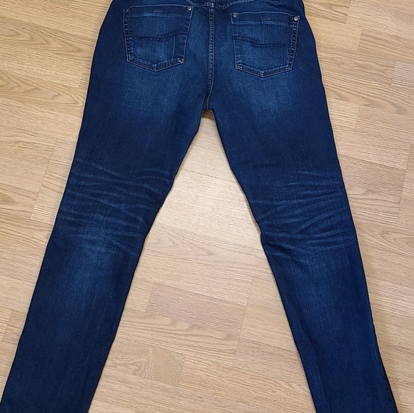 Robert Graham Tailored Kipling Arcade Denim Jeans - Picture 2 of 10